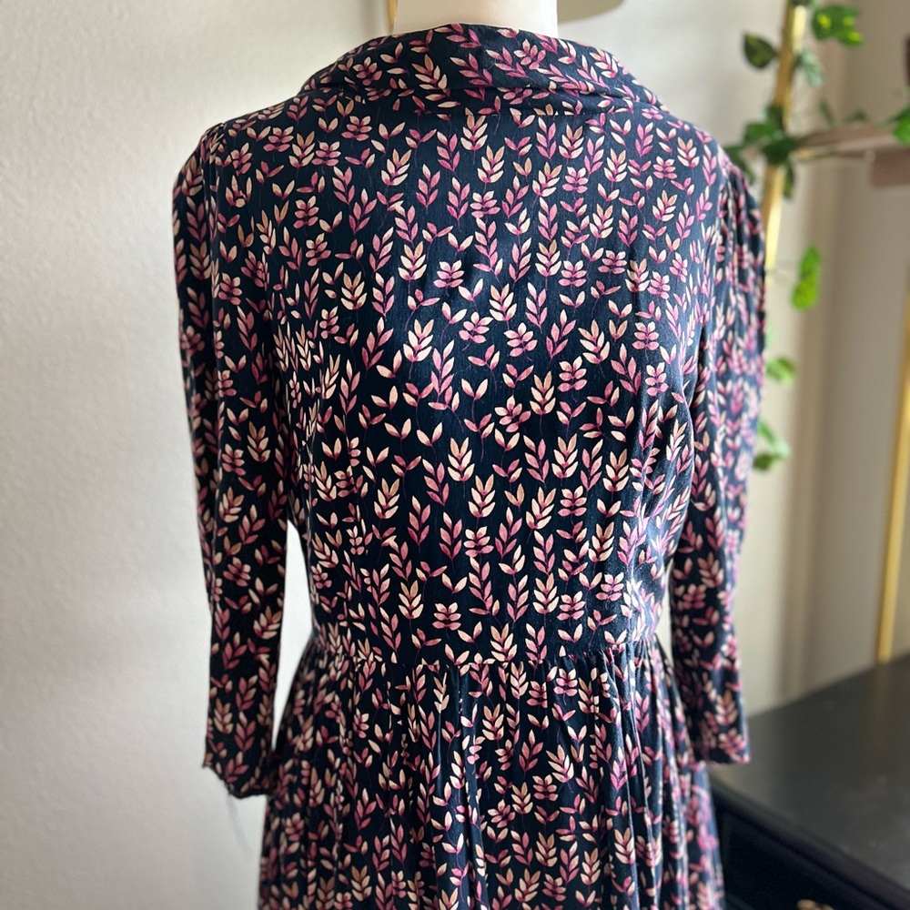 Gal Meets Glam Beth V Back MIDI Dress